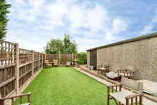 Smithson Avenue, CASTLEFORD