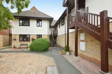 Star Holme Court, Ware