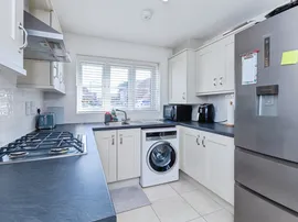 Watermead Way, Birstall, Leicester thumb 3