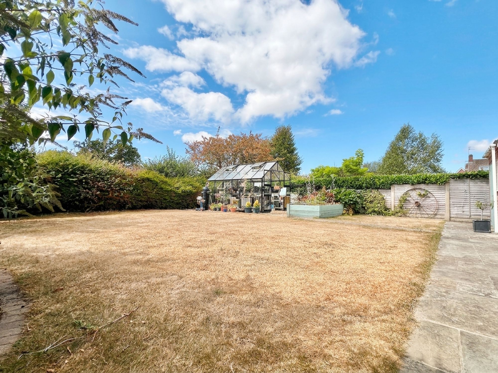 Parkway, Ruishton - NO onward chain! Image 30
