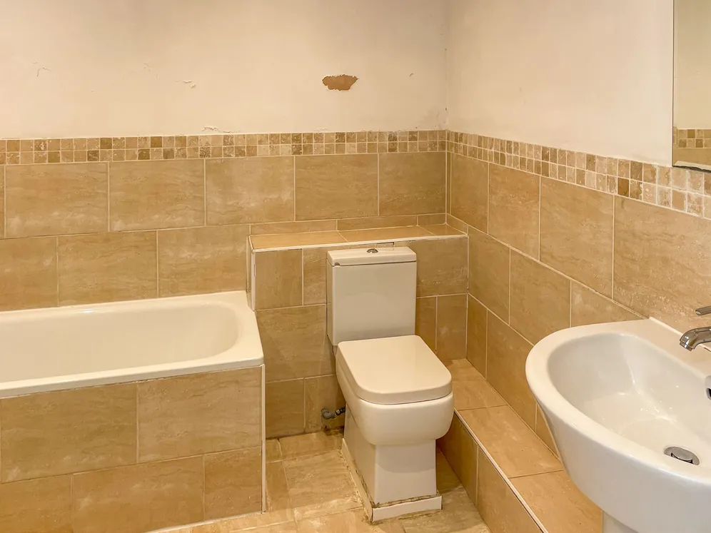 Victoria Road, Kingston Upon Thames, KT1 photo 8