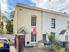 Victoria Road, Kingston Upon Thames, KT1 photo 1