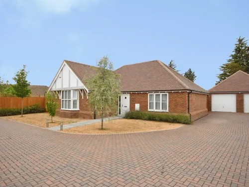 Field Close, Pebmarsh, Halsteadphoto