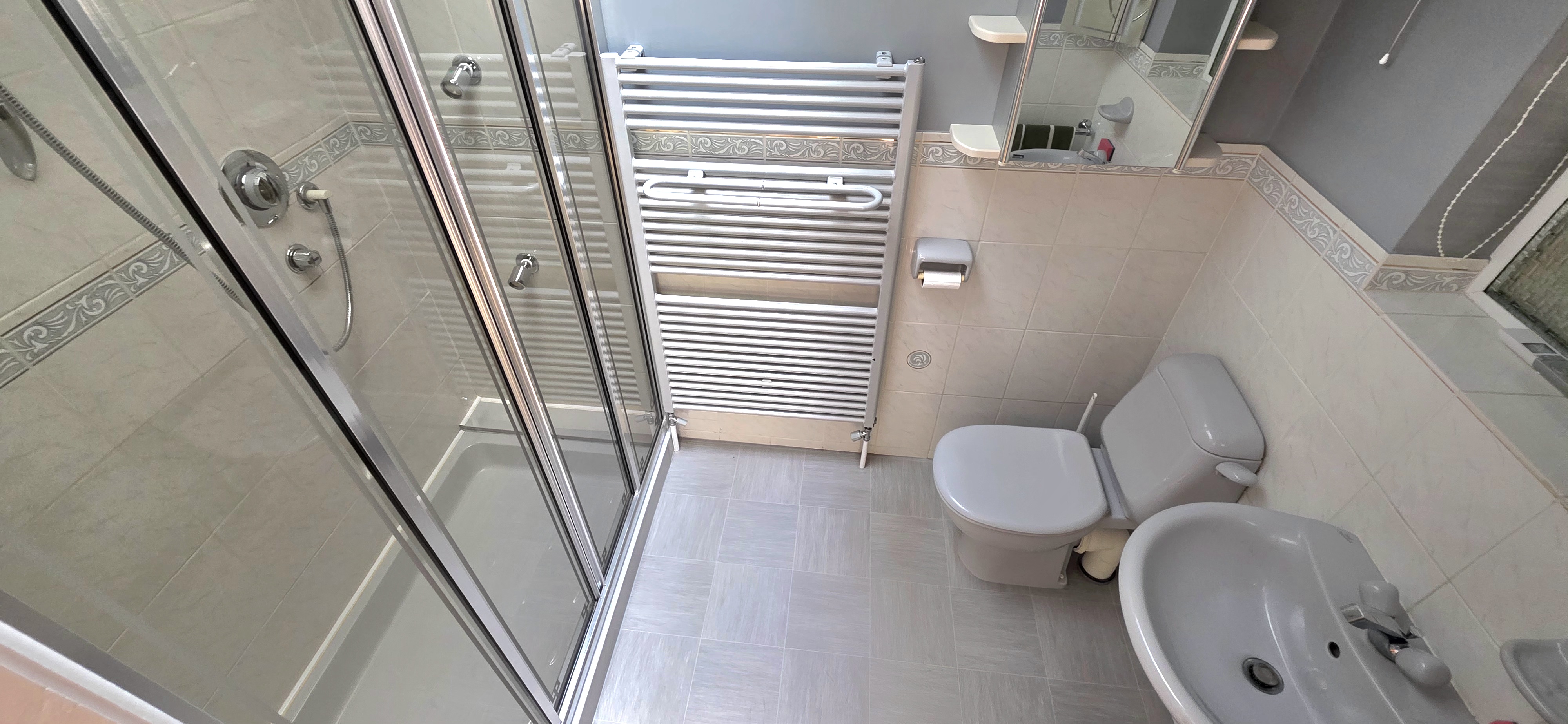 450 Chanterlands Avenue, Hull, HU5 4BL Image 13