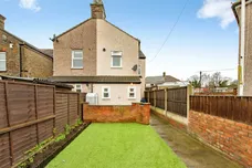 Palmerston Road, Grays