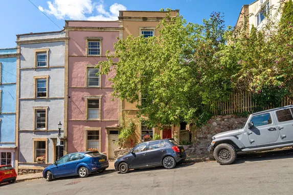 Ambra Vale, Bristol, BS8