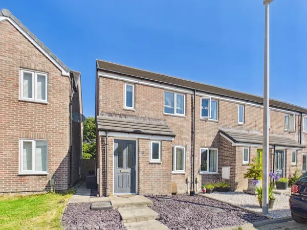 Plasnewydd Walk, Llantwit Major, CF61