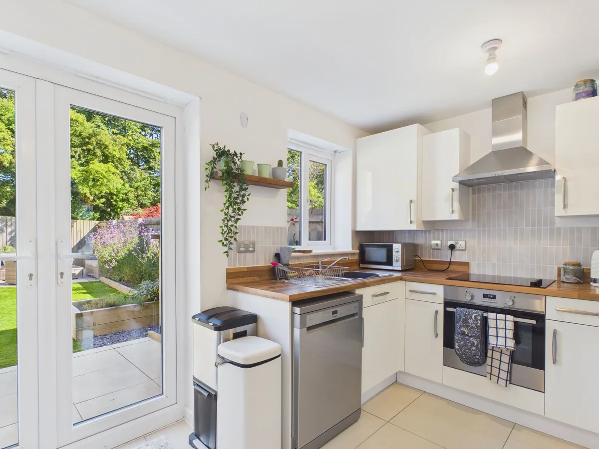 Plasnewydd Walk, Llantwit Major, CF61