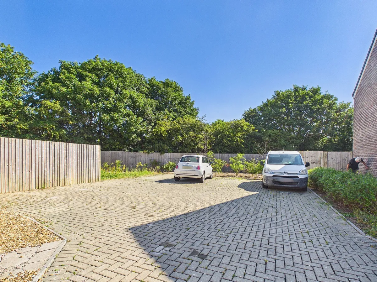Plasnewydd Walk, Llantwit Major, CF61