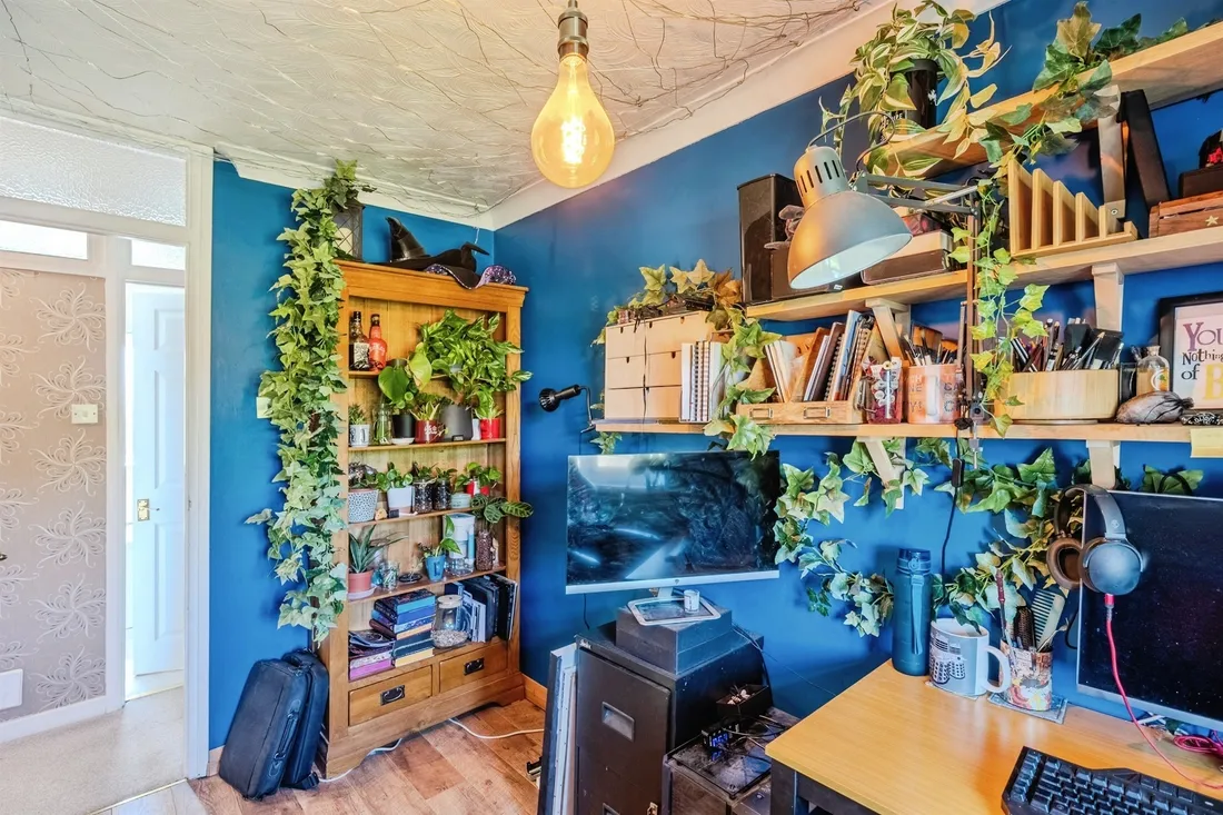 Property photo 28