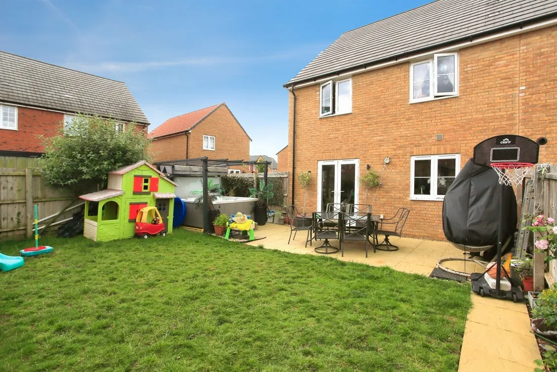 Property photo 4
