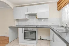 Sandalwood Road, FELTHAM