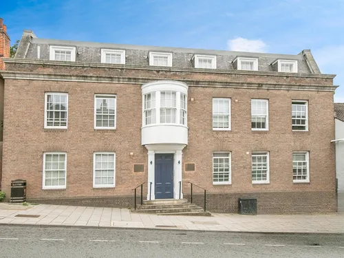 43-44 North Hill, Colchesterphoto
