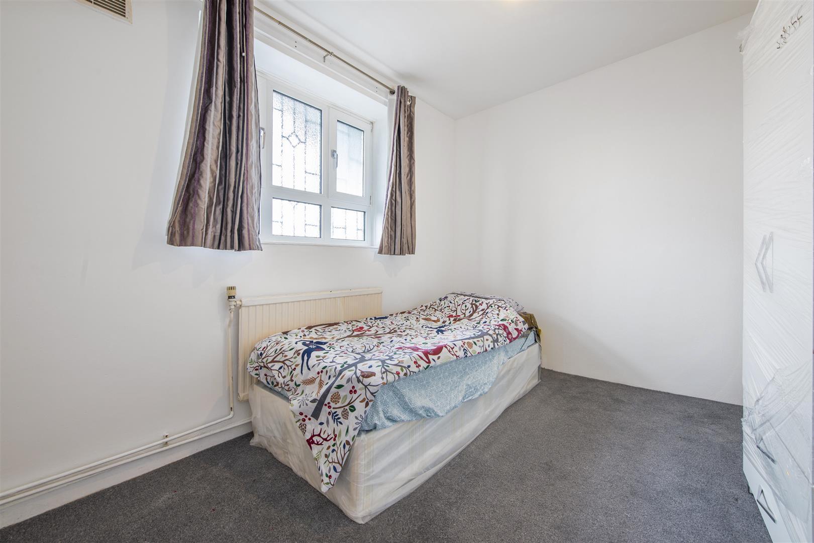Mayville Estate, London Image 8