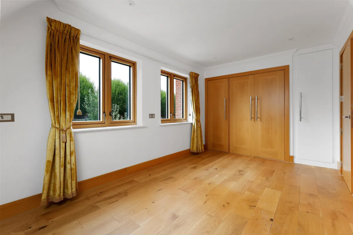 De Clare Court, Bletchingley, Redhill, Surrey, RH1