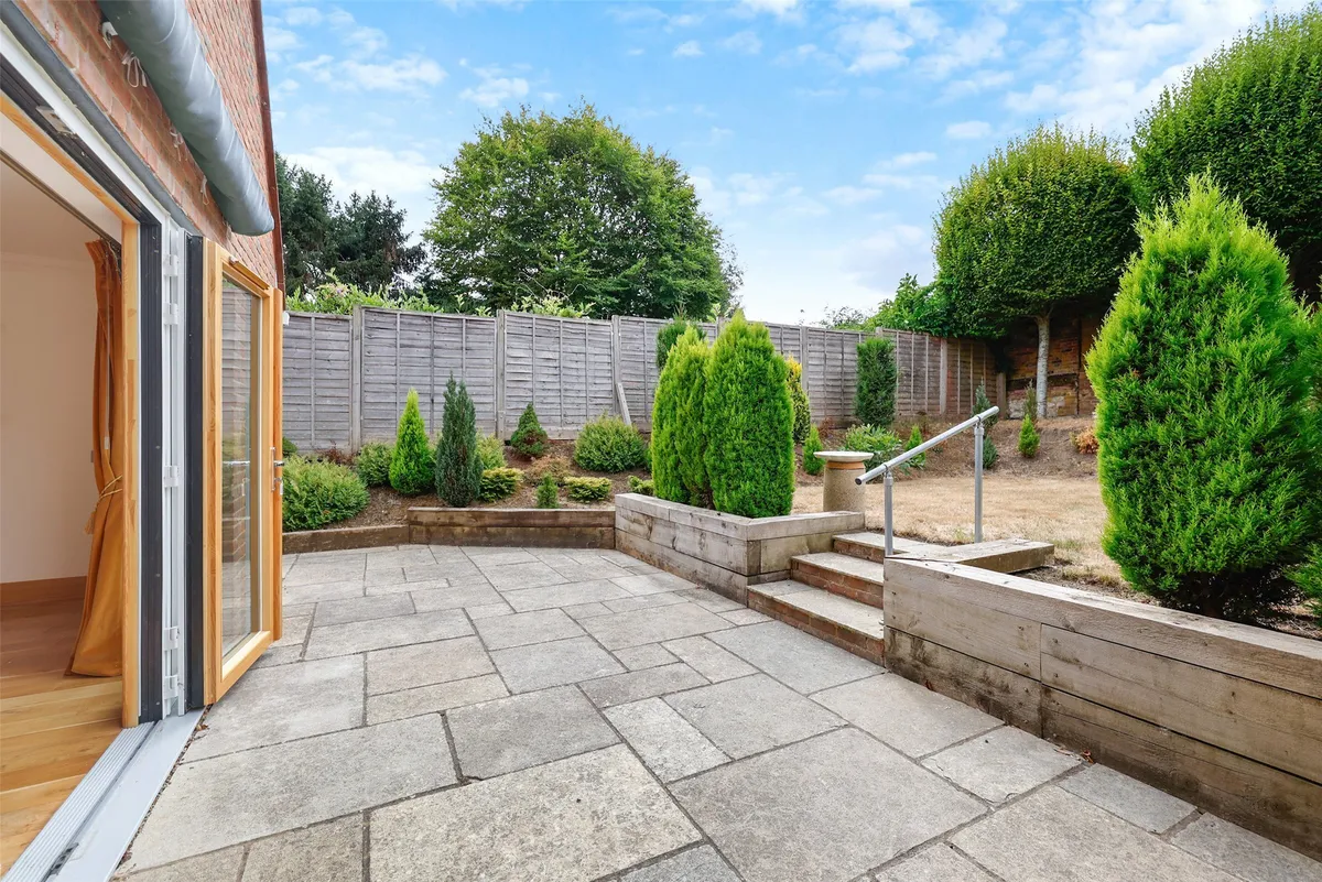 De Clare Court, Bletchingley, Redhill, Surrey, RH1