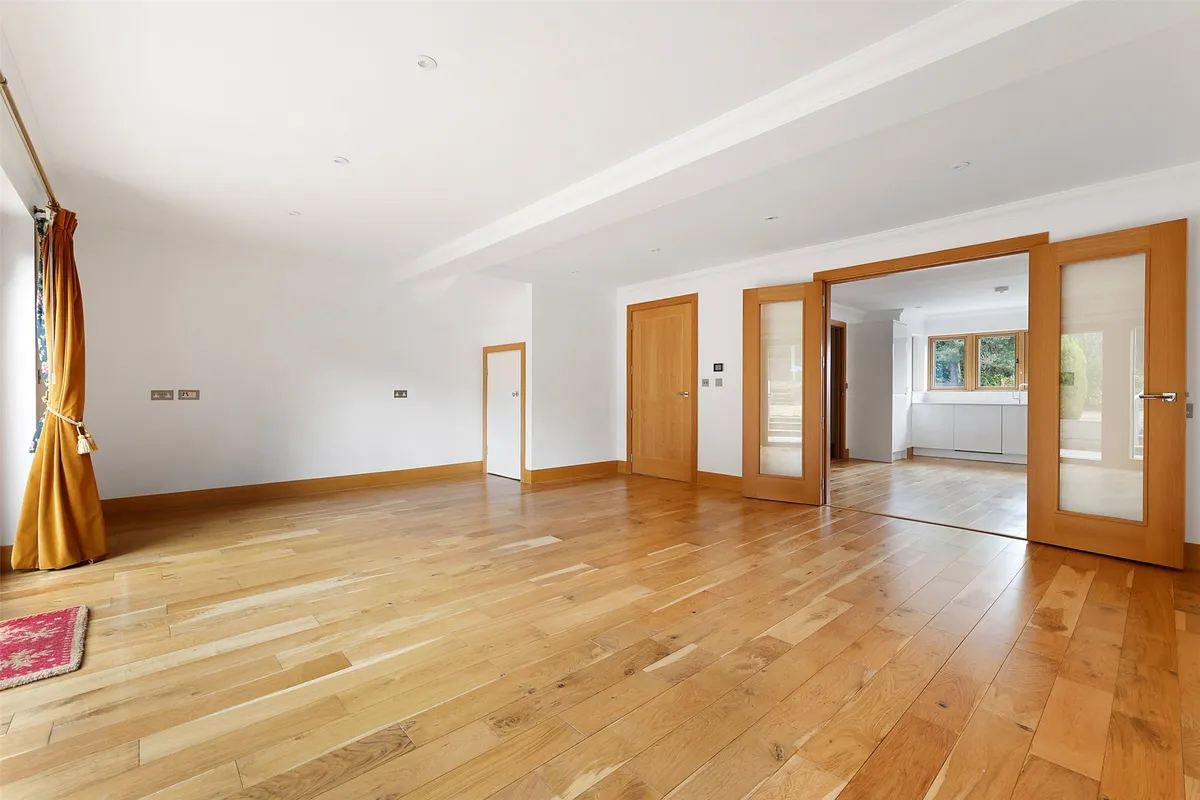 De Clare Court, Bletchingley, Redhill, Surrey, RH1