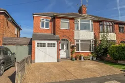 Catesby Road, Rugby, CV22