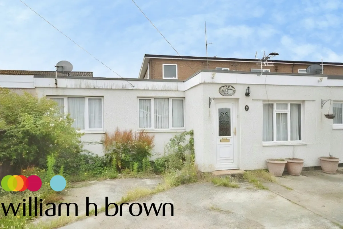 Yew Way, Jaywick, CLACTON-ON-SEA