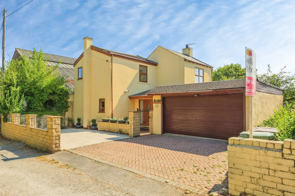 Crownlands Lane, Ossett