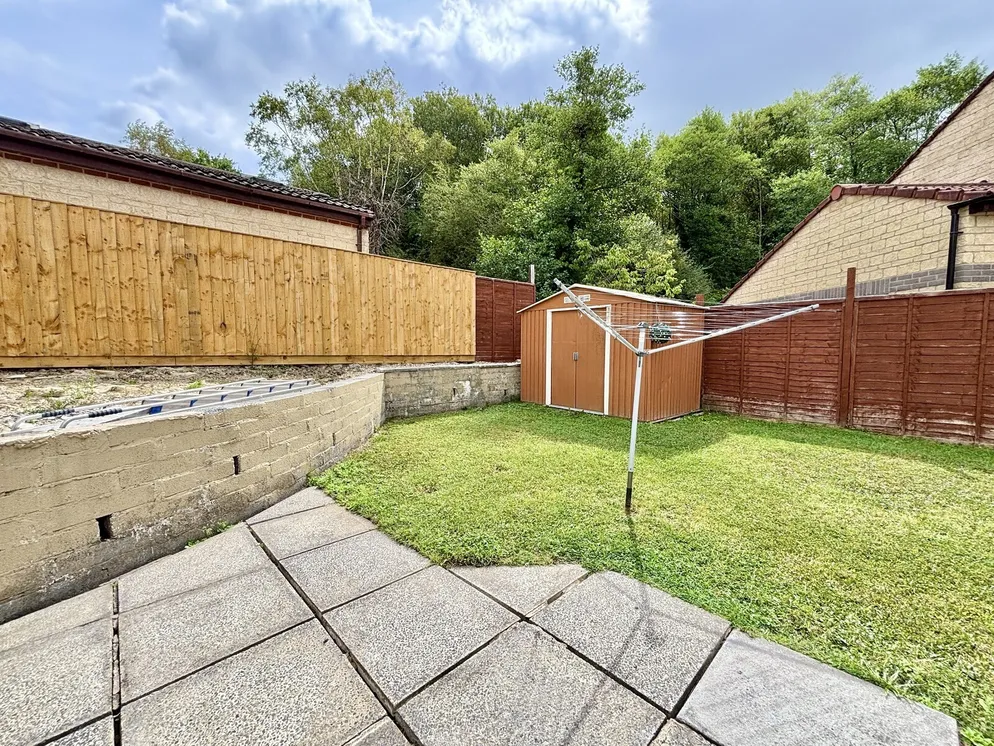 Property carousel item 20