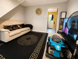 Horwood Close, Splott, Cardiff thumb 2