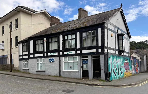 Glanrafon, Bangor, Gwynedd, LL57