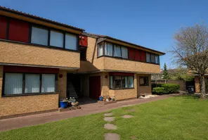 Main property image