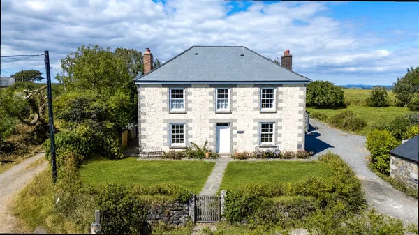Roskorwell, St. Keverne, TR12 photo 18