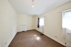 Dawson Avenue, Barking