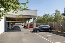 Colman Parade, Enfield
