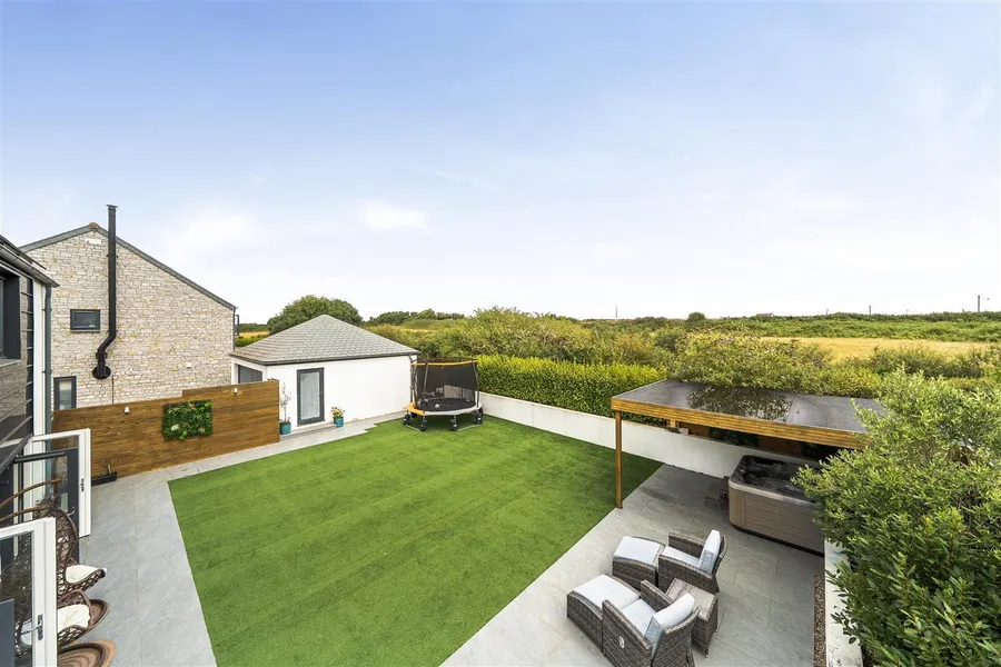 Property Image 30