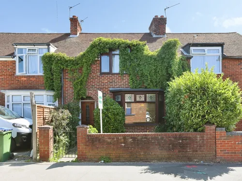 Crescent Road, Farehamphoto