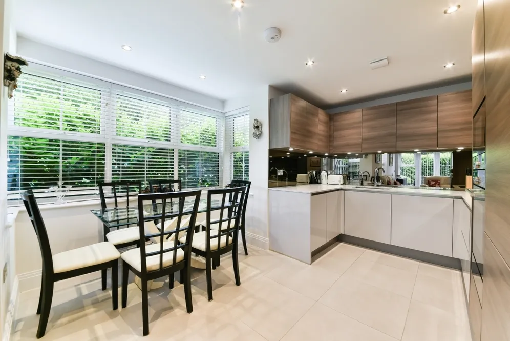 Common Road Stanmore HA7 photo 5