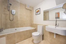 Bronson Road London SW20 photo 5