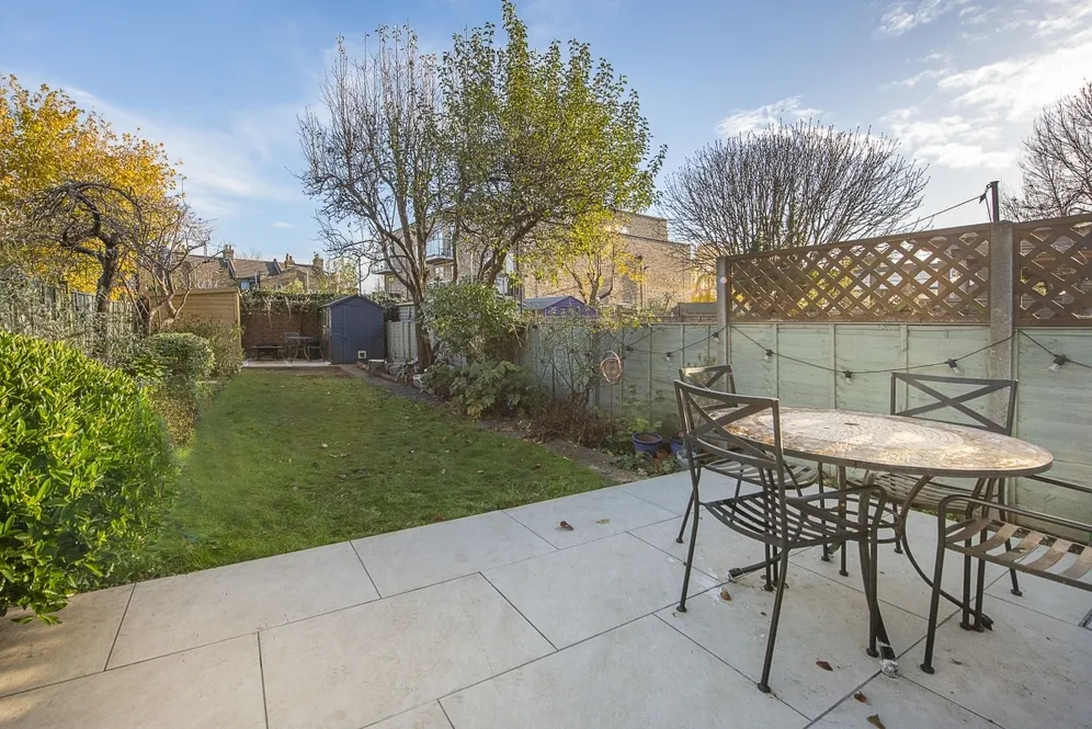 Bronson Road London SW20 photo 8