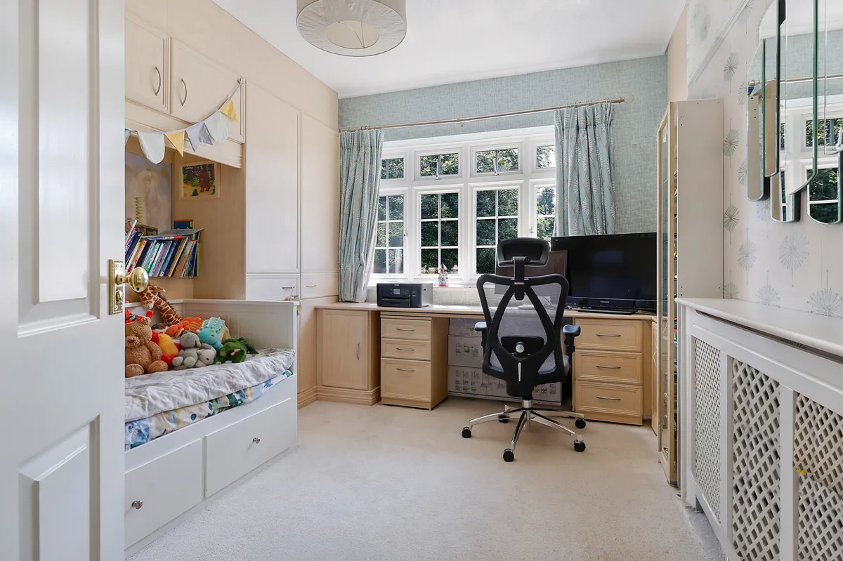 Downs Way, Tadworth, Surrey, KT20