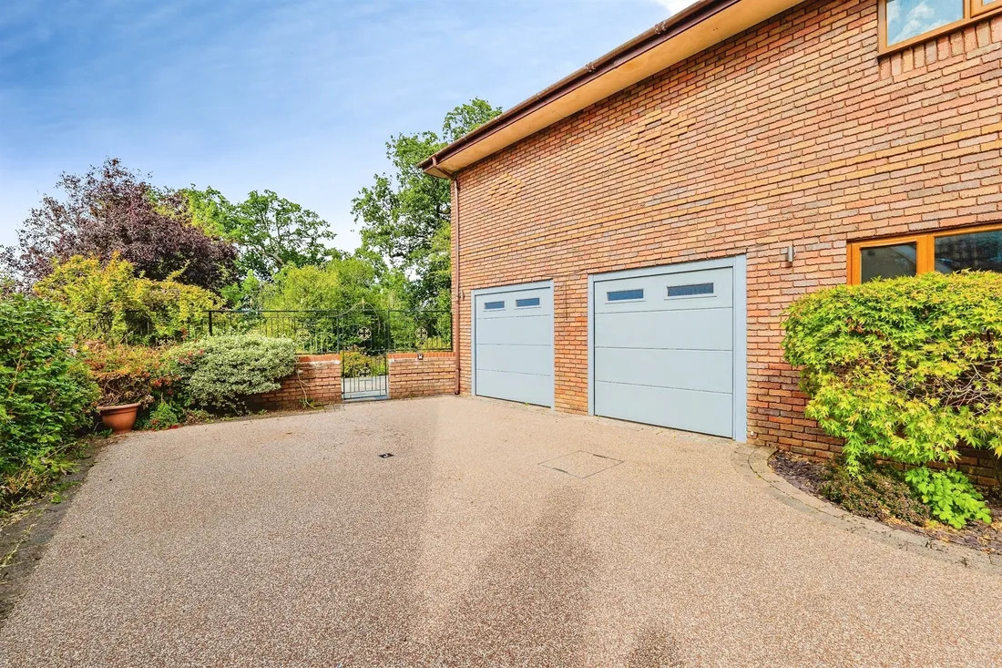 Property photo 27
