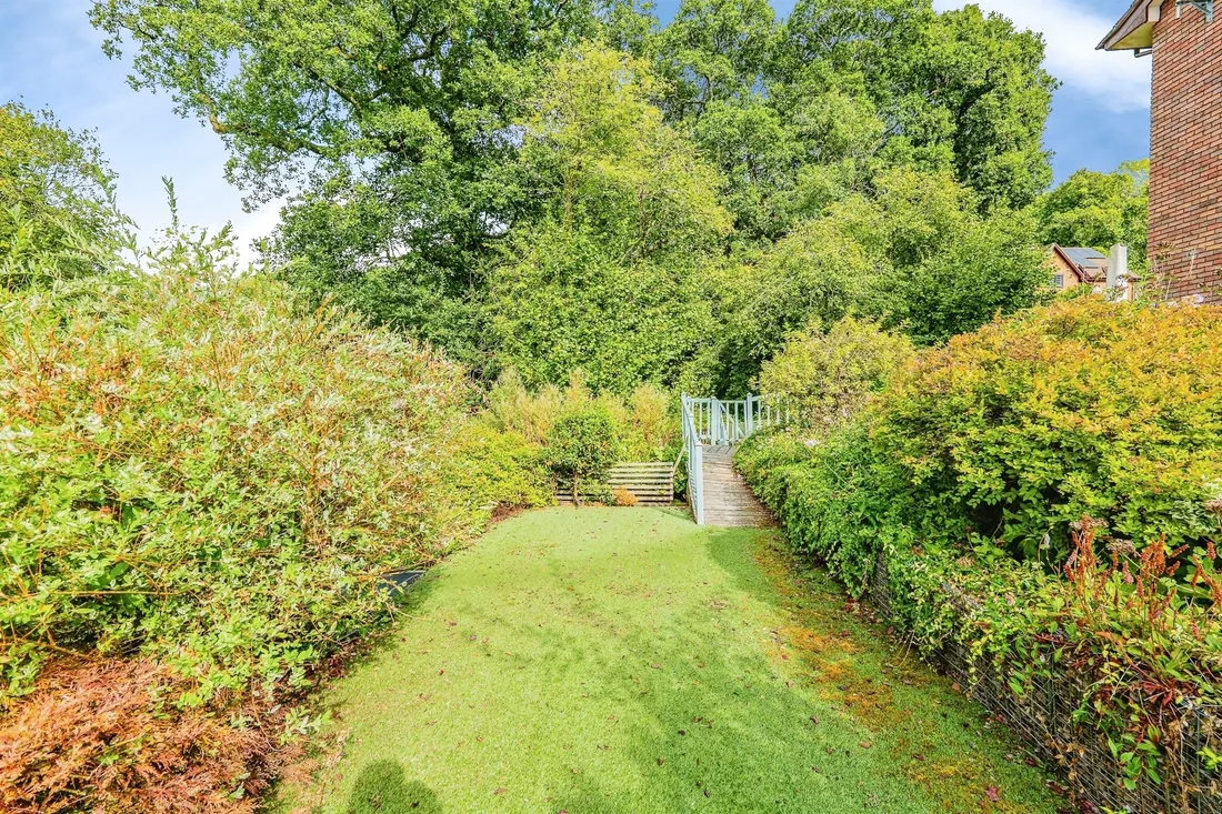 Property photo 31