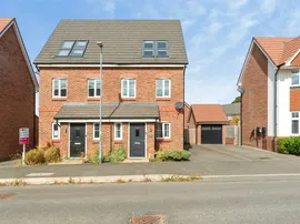 Queen Eleanor Avenue, GRANTHAM photo