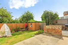 Newton Drive, Wakefield