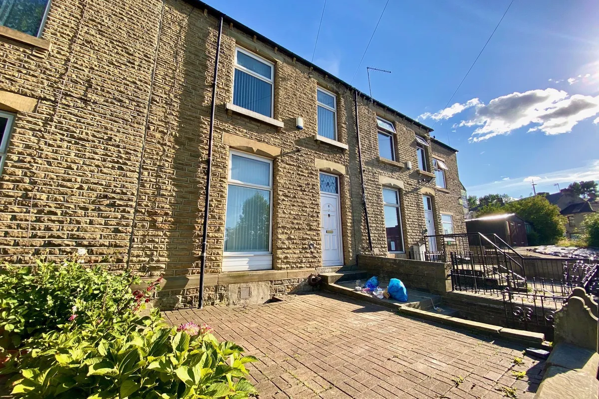 Elm Street, HUDDERSFIELD
