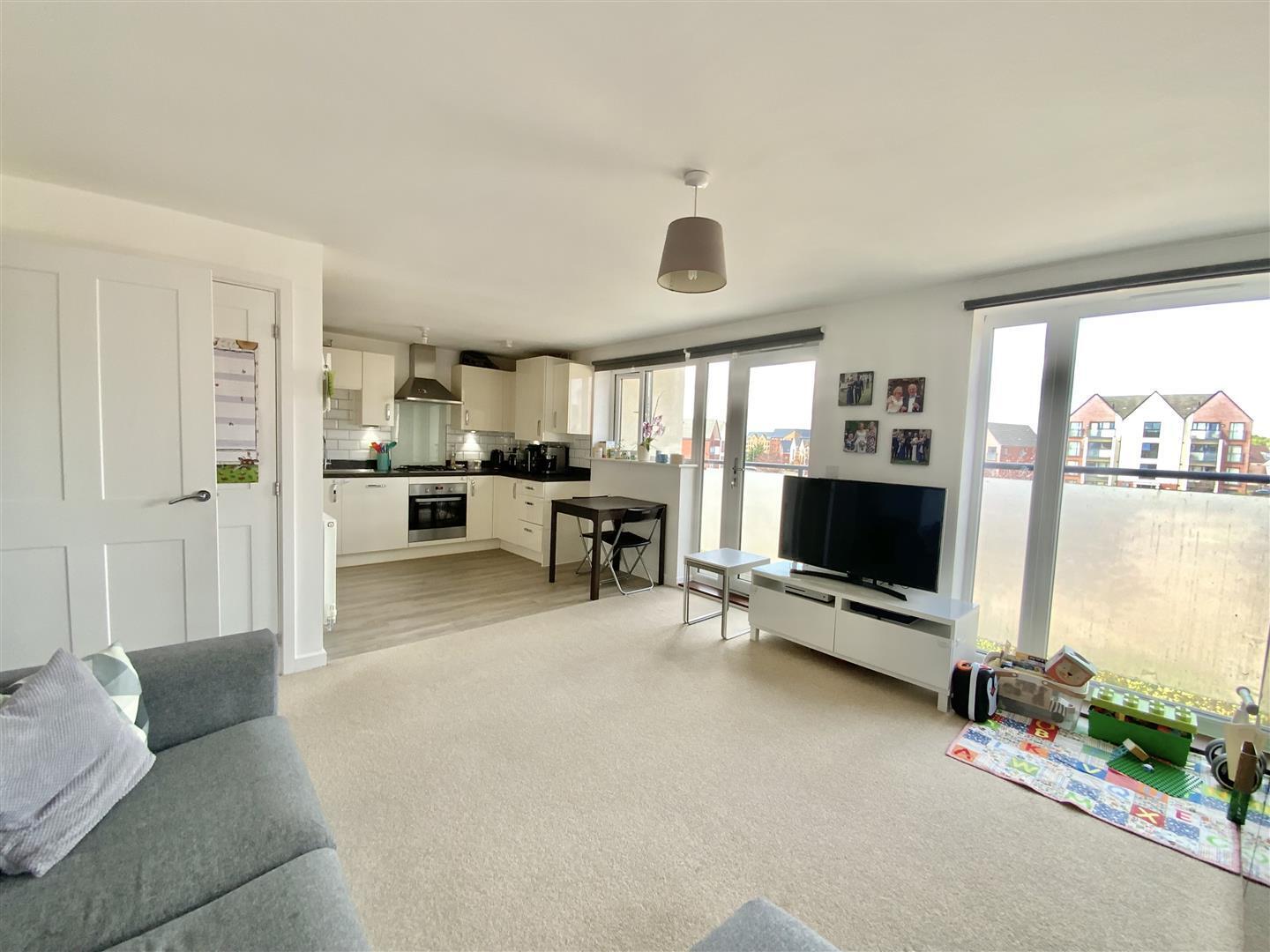 Cicero Crescent, Fairfields, Milton Keynes Image 3