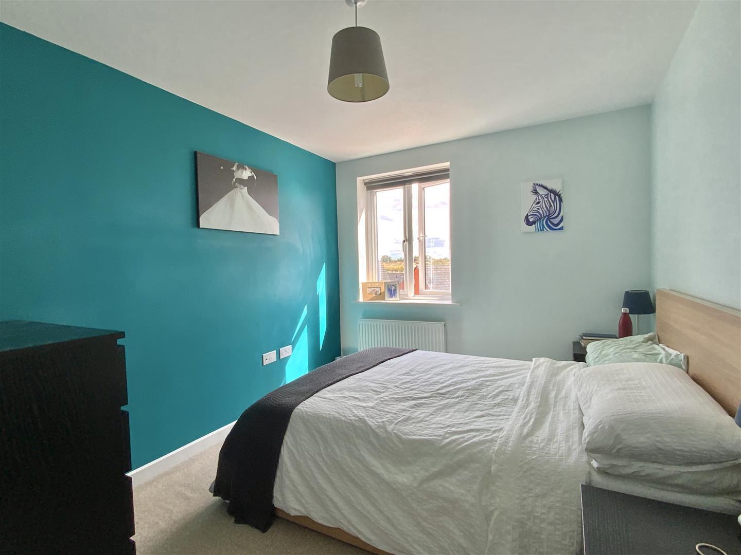 Cicero Crescent, Fairfields, Milton Keynes Image 5