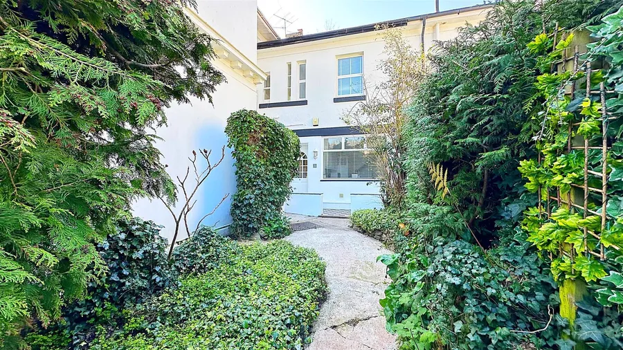 Property Image 33
