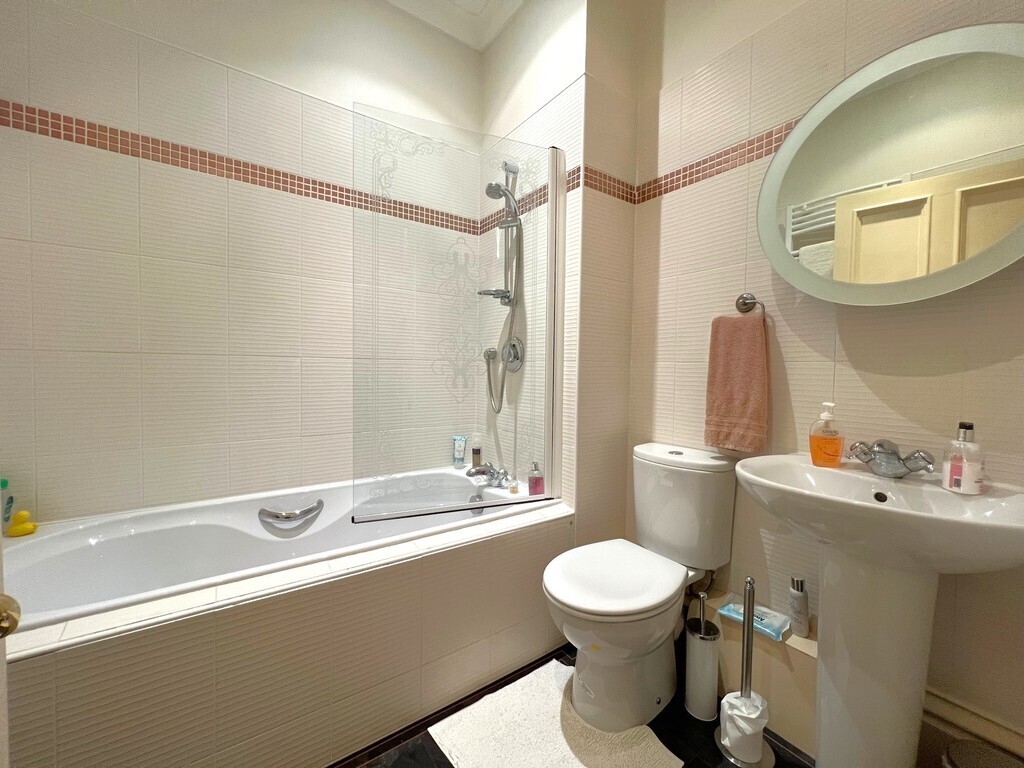 7 Holme Eden Hall, Carlisle Image 24