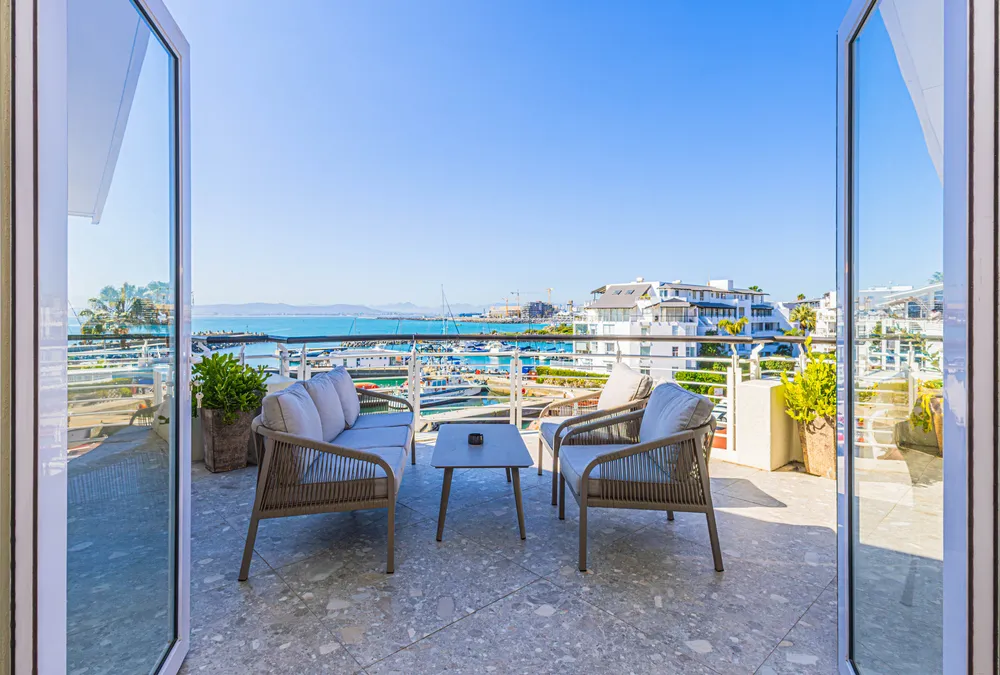 View image gallery of South Africa, Western Cape, Mouille Point