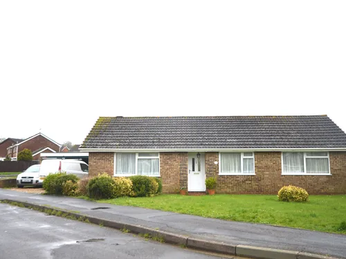 Meadow Avenue, FORDINGBRIDGEphoto