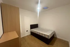 2 Common Road, HUDDERSFIELD