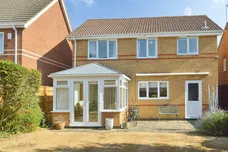 Dickens Drive, Old Stratford, Milton Keynes